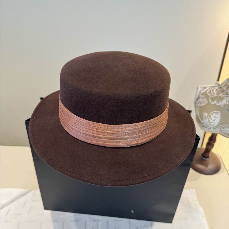 Valentino top hat (120)