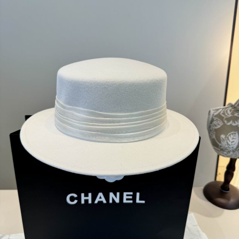 Valentino top hat (137)