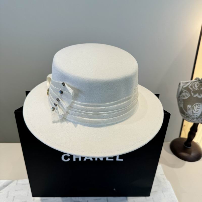 Valentino top hat (142)