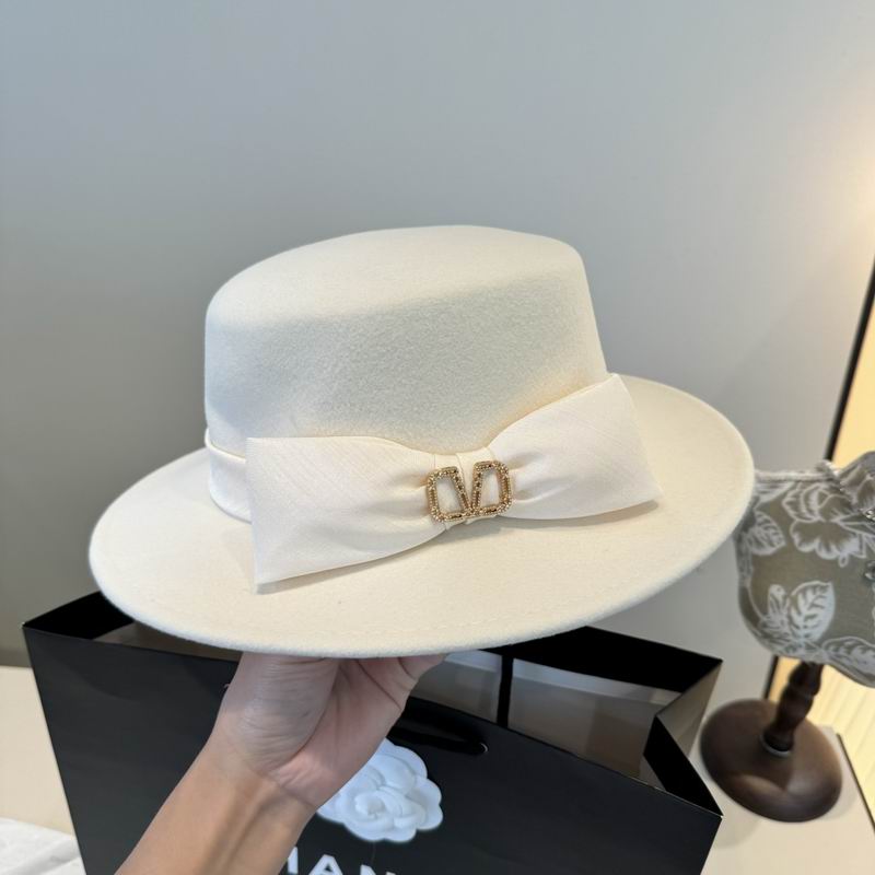 Valentino top hat (155)