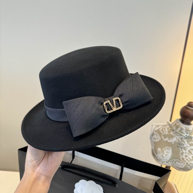 Valentino top hat (161)