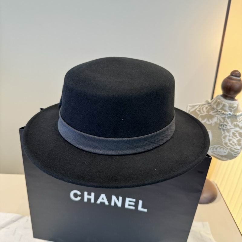 Valentino top hat (163)