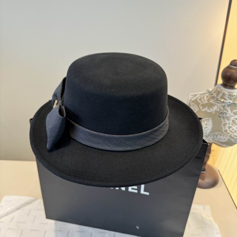 Valentino top hat (164)