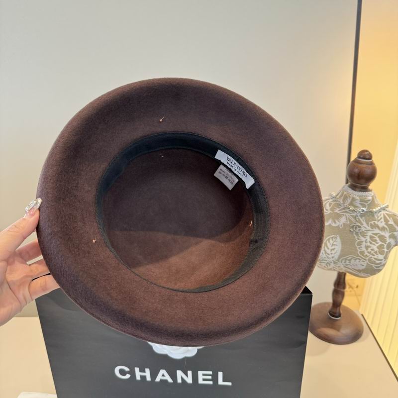 Valentino top hat (167)