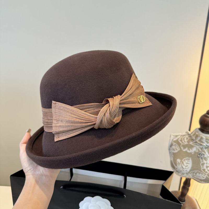 Valentino top hat (170)