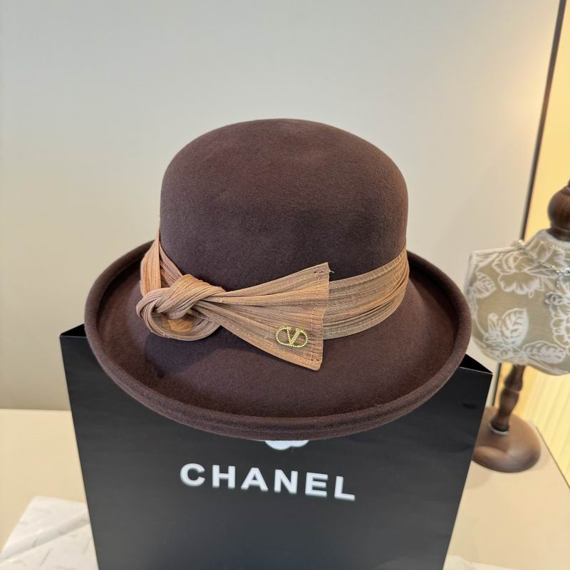 Valentino top hat (174)