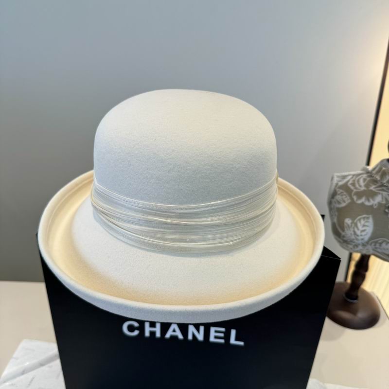 Valentino top hat (175)