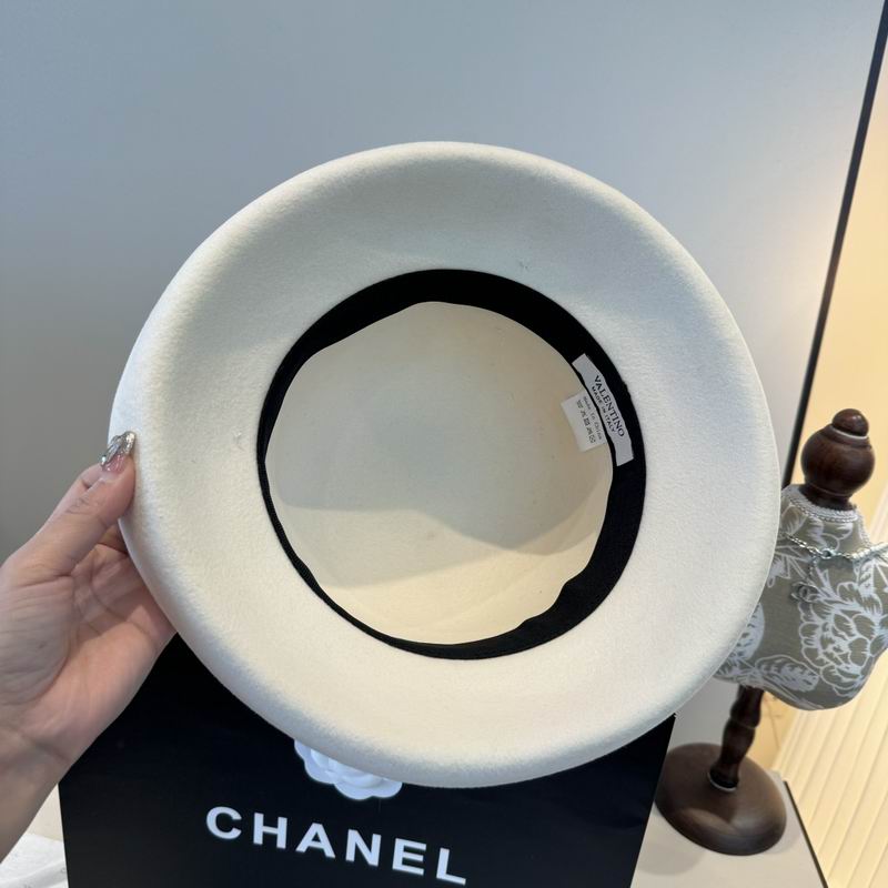 Valentino top hat (179)