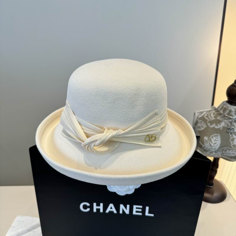 Valentino top hat (184)