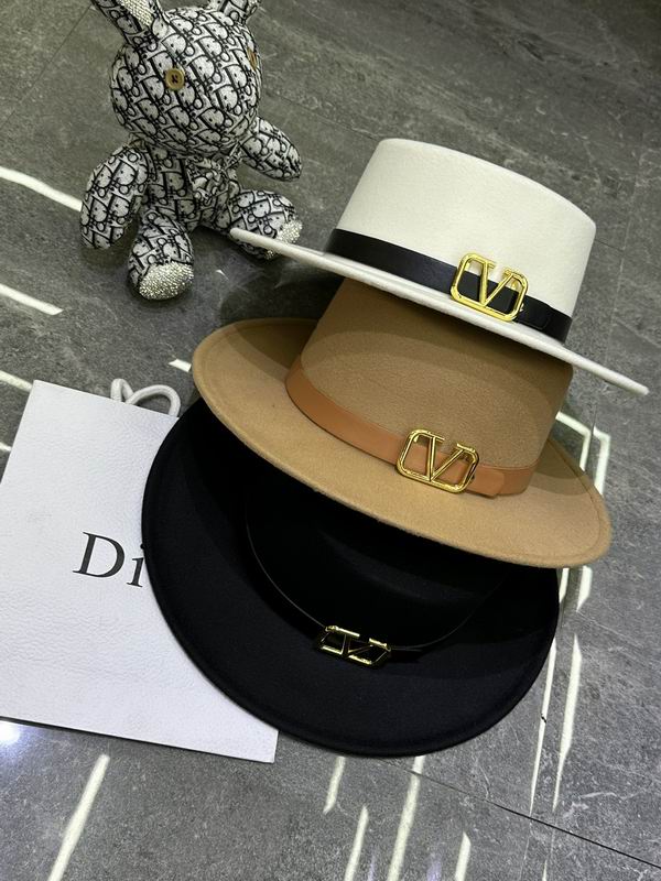 Velentino top hat dx (259)