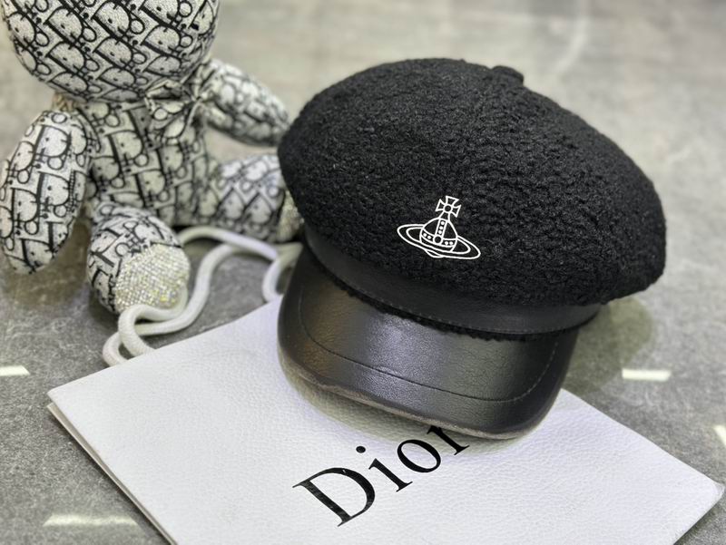 Vivienne Westwood Cap dx (365)