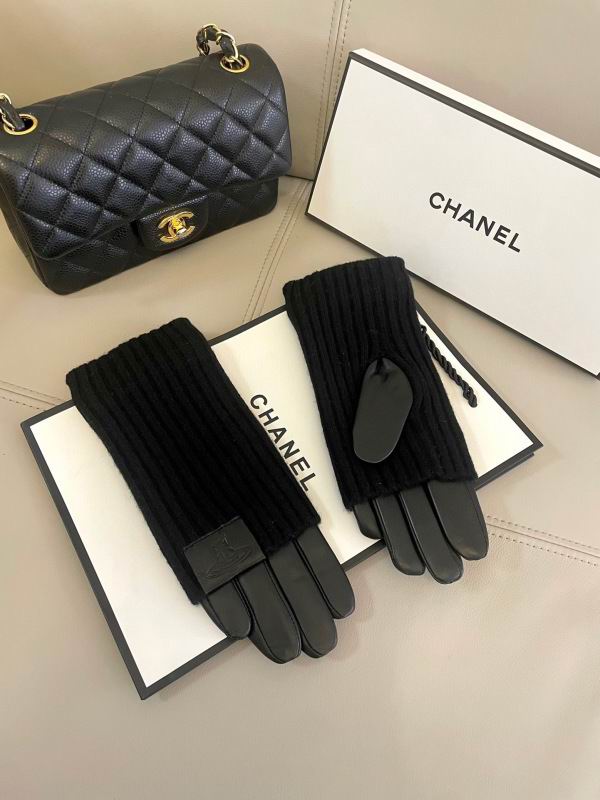 Vivienne Westwood Gloves hm (19)