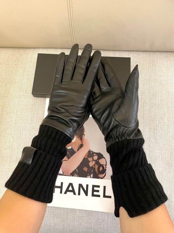 Vivienne Westwood Gloves hm (21)