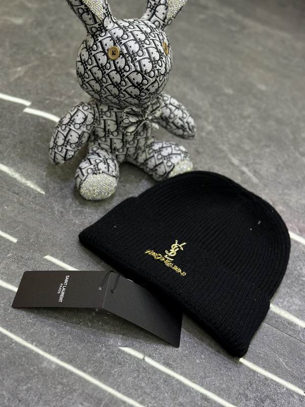 YSL Hat dx (931)