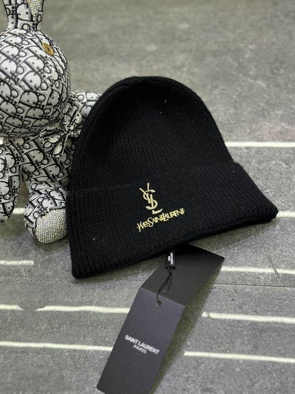 YSL Hat dx (933)