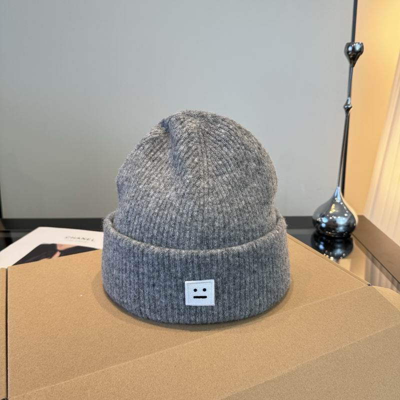 Acne hat (1269)