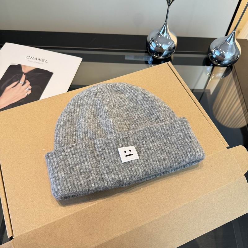 Acne hat (1270)