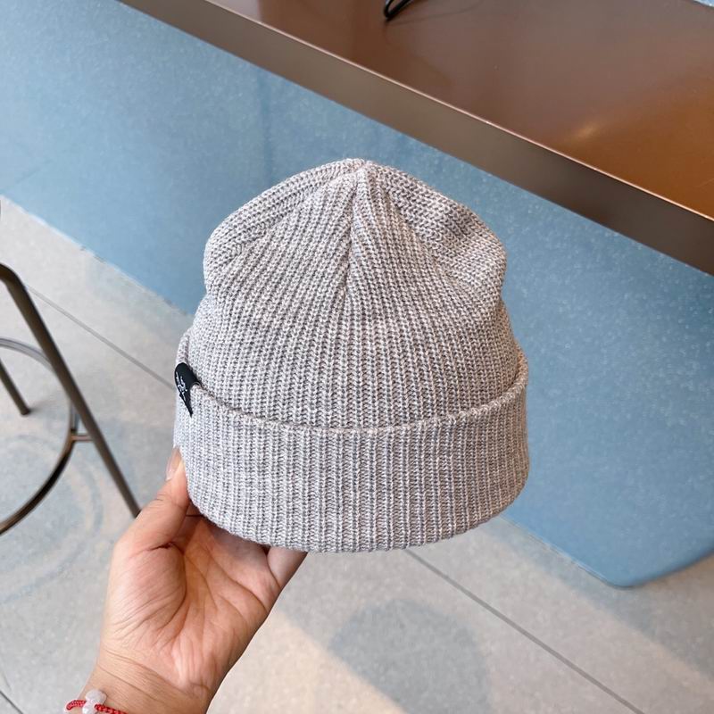Arcteryx hat (1292)