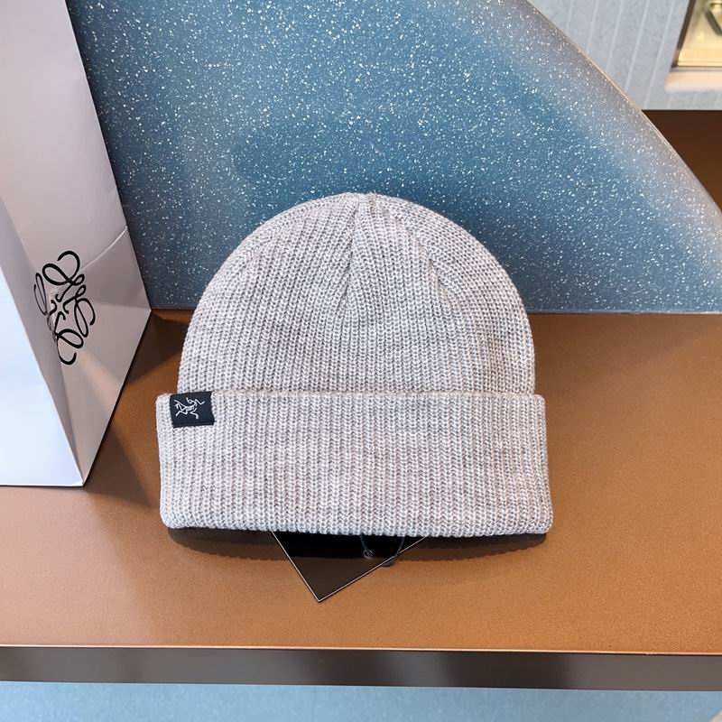 Arcteryx hat (1293)