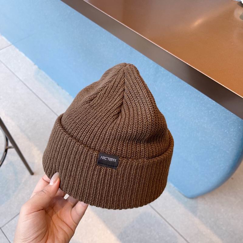Arcteryx hat (1317)