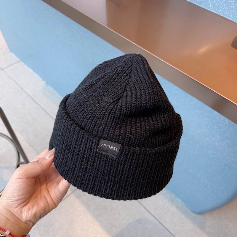 Arcteryx hat (1319)