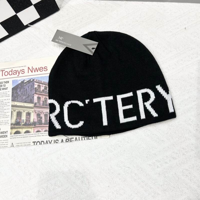 Arcteryx hat (67)