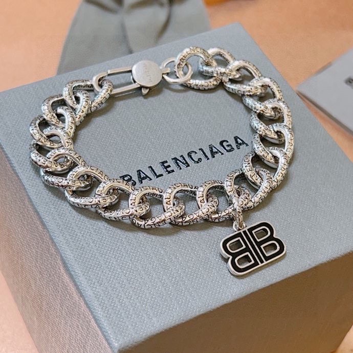 Balenciaga Bracelet 10yxx45 (1)
