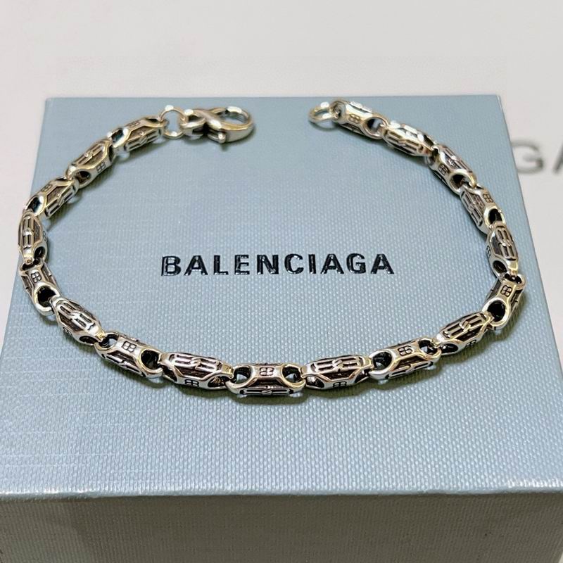 Balenciaga Bracelet 10yxx46 (1)