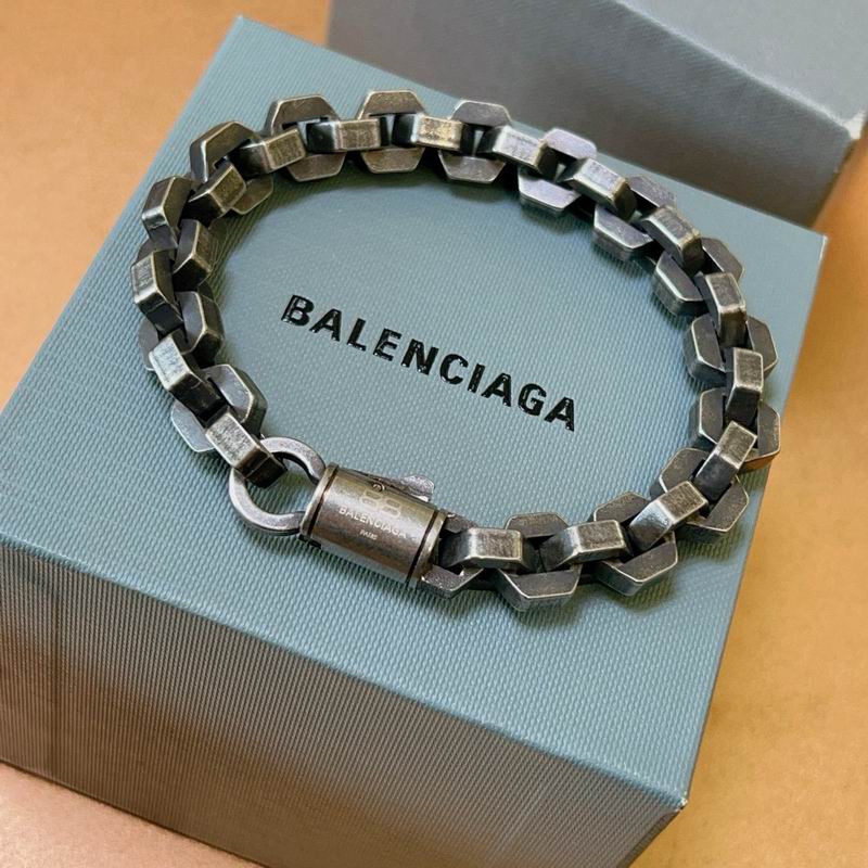 Balenciaga Bracelet 11yxx65 (3)