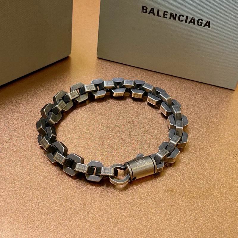Balenciaga Bracelet 11yxx65 (5)