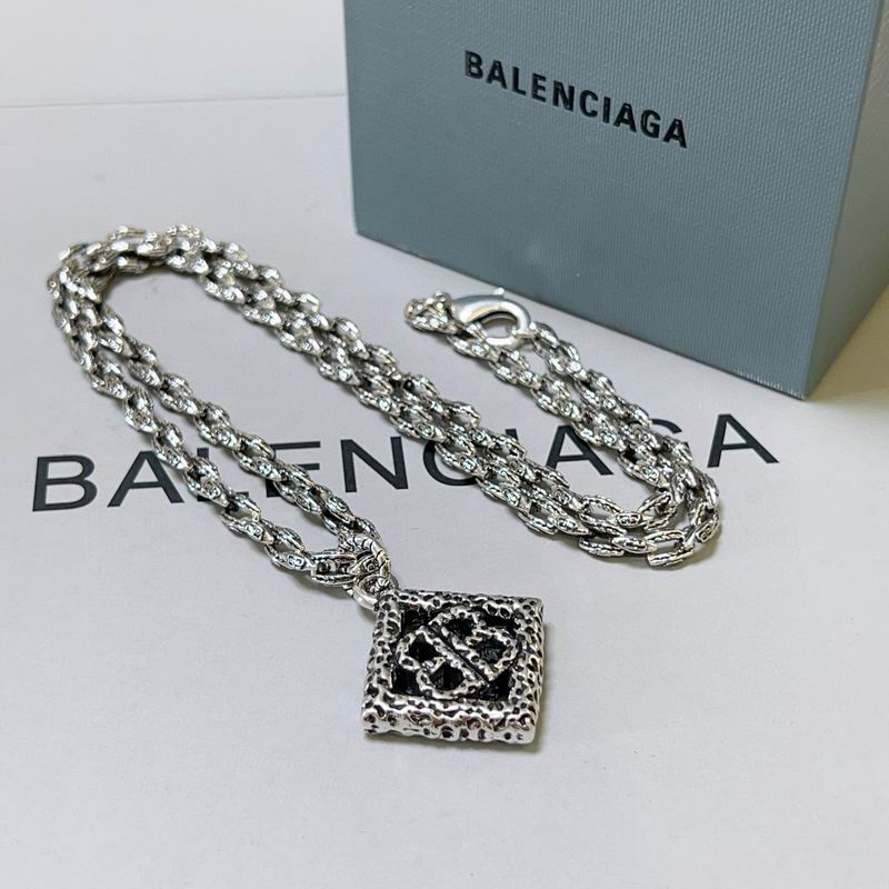 Balenciaga Necklace 09yxx30 (2)