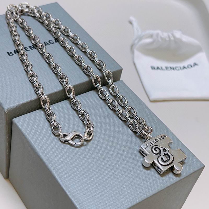 Balenciaga Necklace 11yxx142 (2)