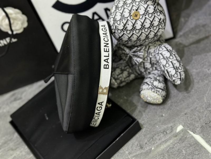 Balenciaga beret dx (93)