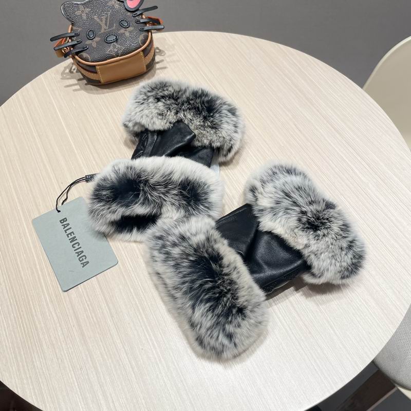 Balenciaga gloves 148 (6)