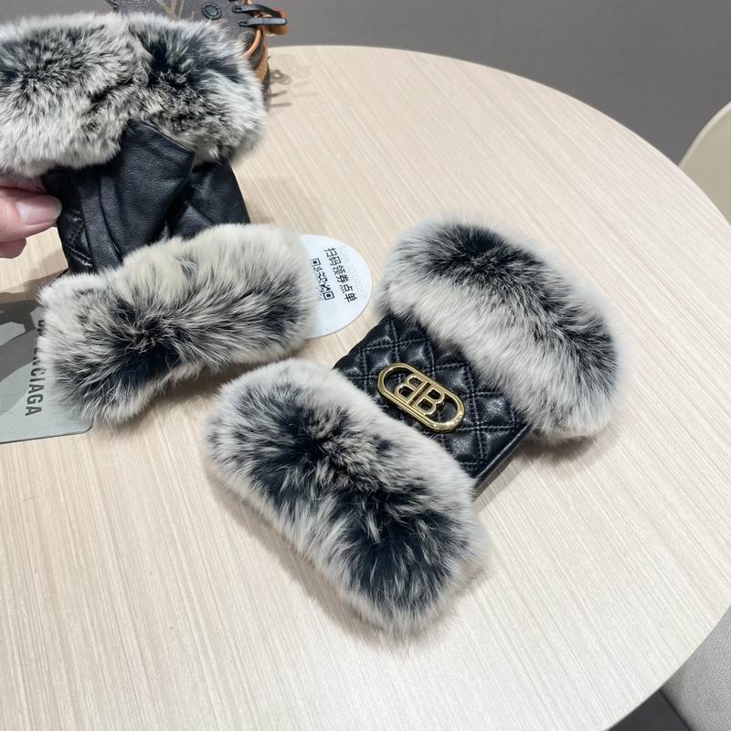 Balenciaga gloves 148 (7)