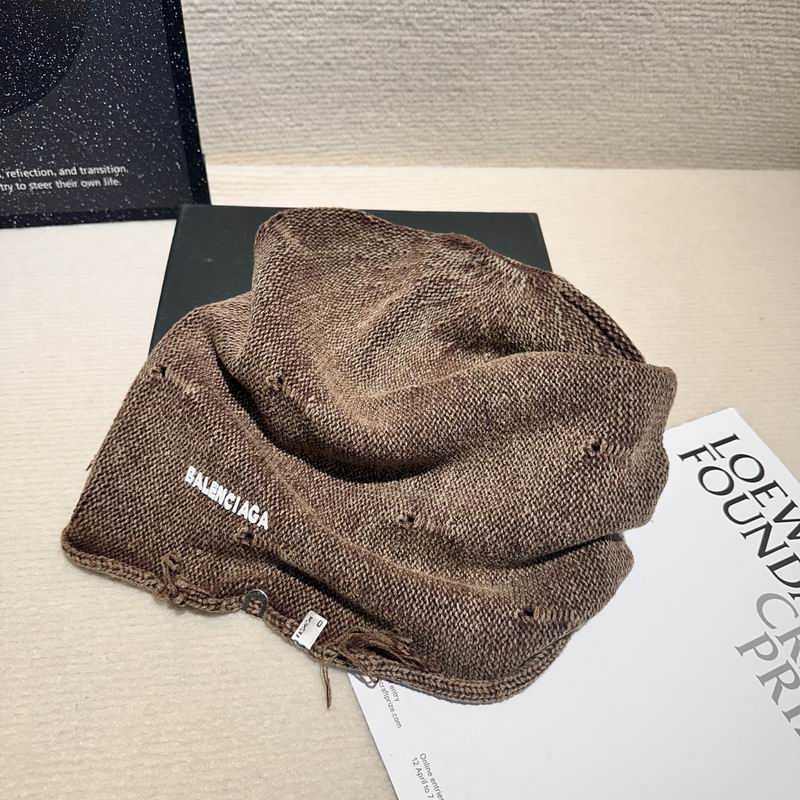 Balenciaga hat (1882)