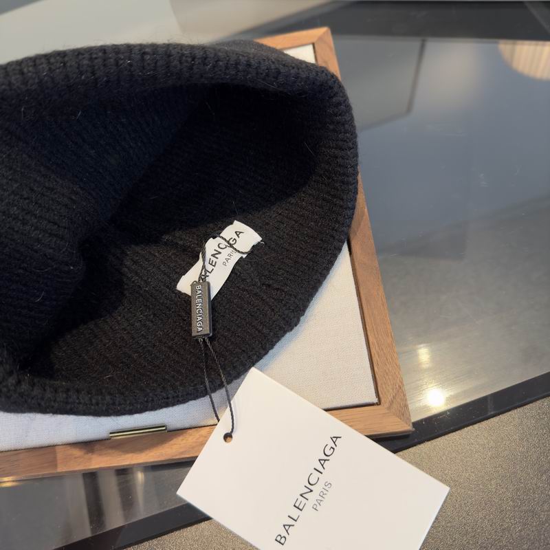 Balenciaga hat (900)
