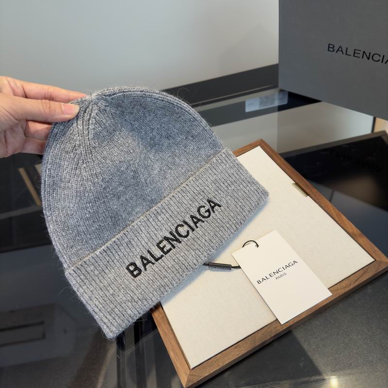 Balenciaga hat (914)