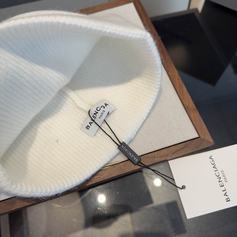Balenciaga hat (924)