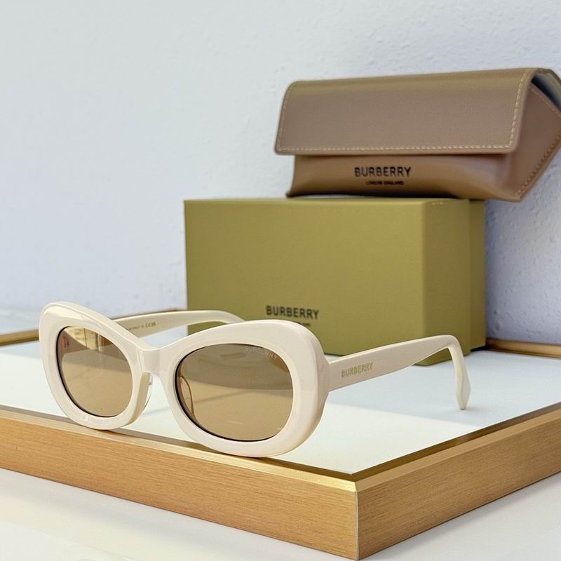 Burberry Glasses smr (125)