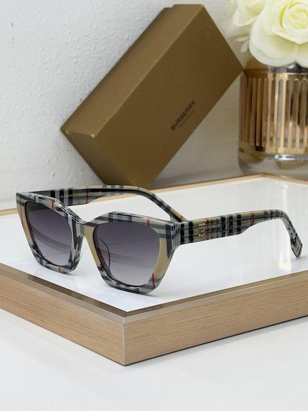 Burberry Glasses smr (55)