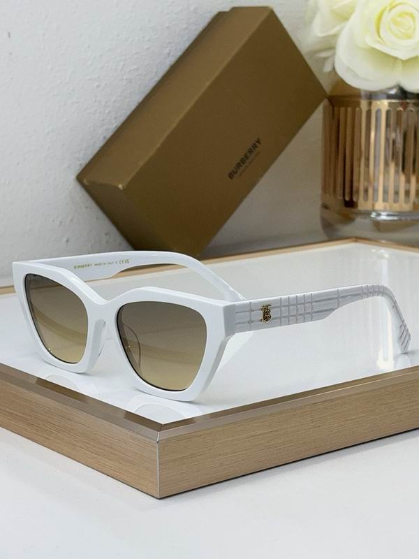 Burberry Glasses smr (56)