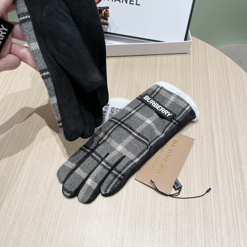 Burberry Gloves 97 (7)