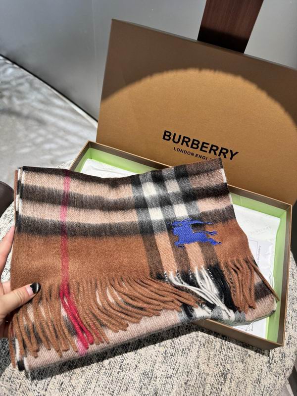 Burberry Scarf 190X36cm  E35 (20)