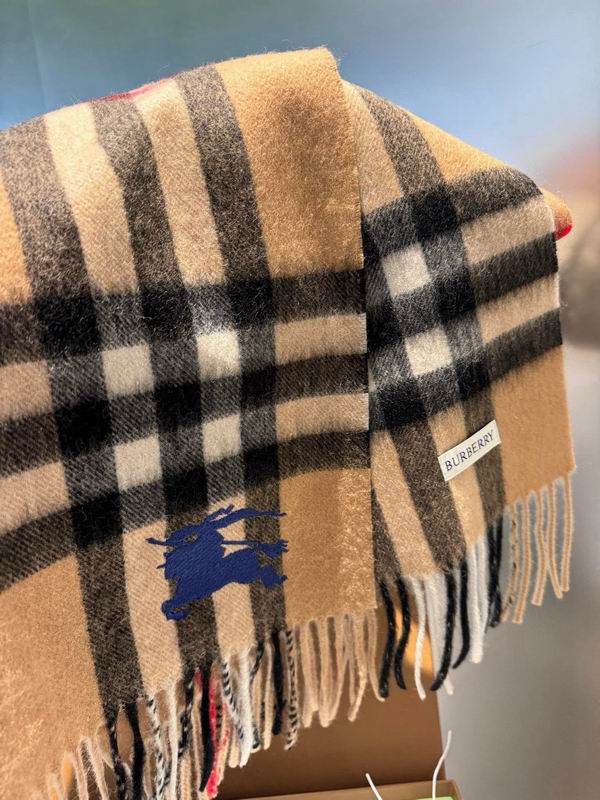 Burberry Scarf 190X36cm  E35 (25)