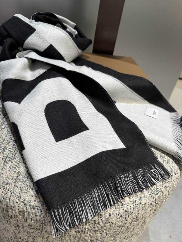 Burberry Scarf 36X180cm  E04 (17)