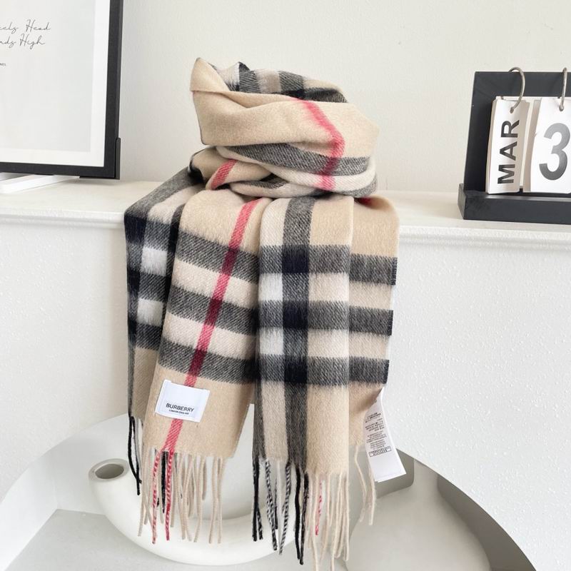 Burberry Scarf 45X210cm E07 (65)