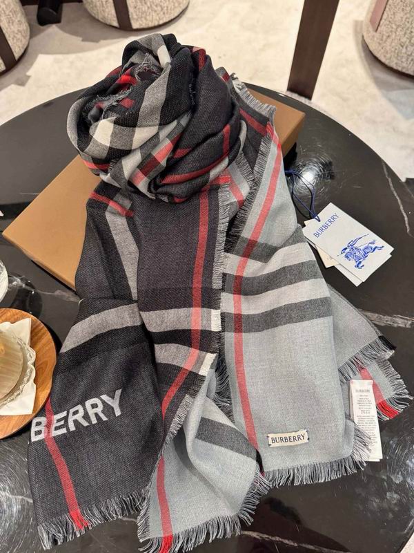 Burberry Scarf 70X220cm E53 (2)