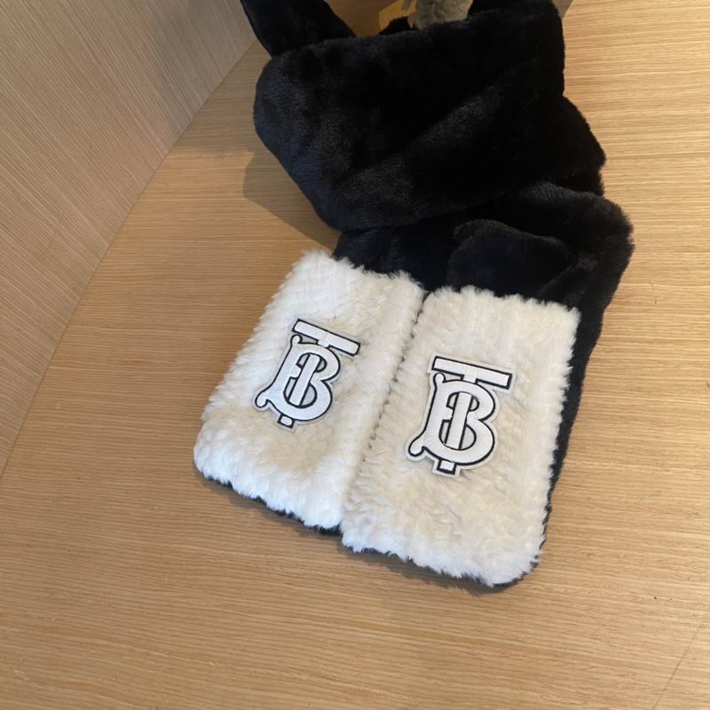 Burberry Scarf Hat (157)