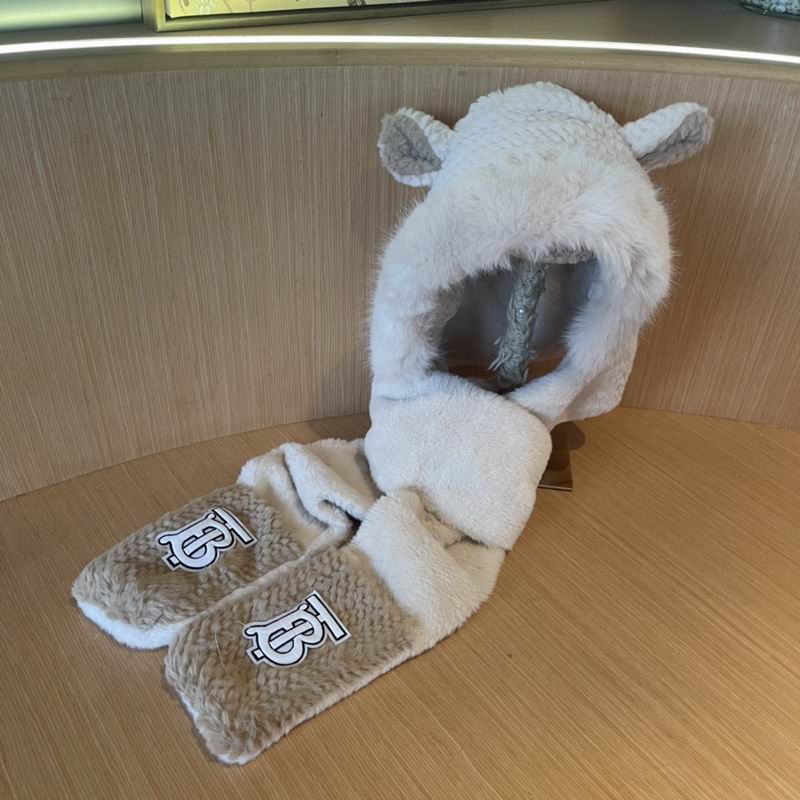 Burberry Scarf Hat (170)